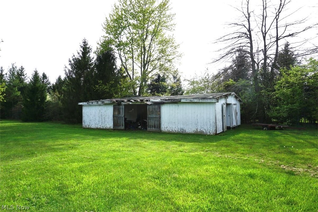 5875 Trumbull Road Geneva OH 44041