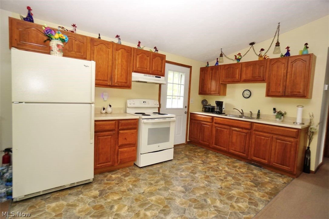 5875 Trumbull Road Geneva OH 44041