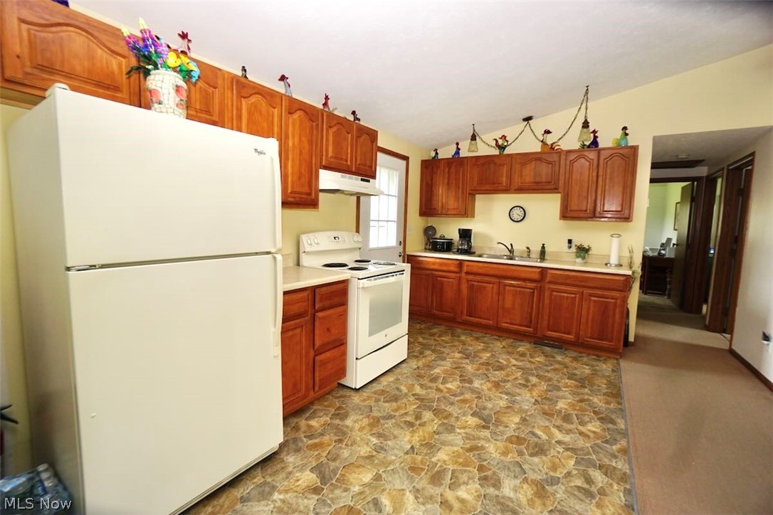 5875 Trumbull Road Geneva OH 44041