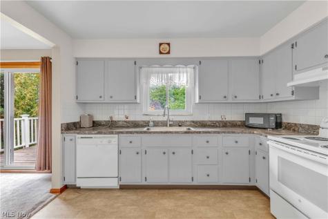 7059 Filip Boulevard Independence OH 44131