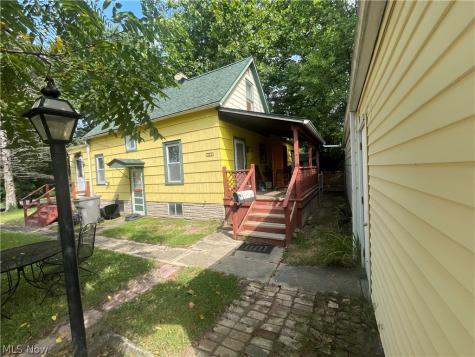 263 Matta Avenue Youngstown OH 44509