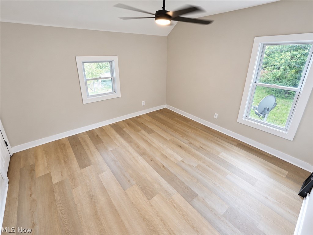 402 Hall Avenue Barberton OH 44203