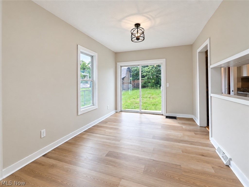 402 Hall Avenue Barberton OH 44203
