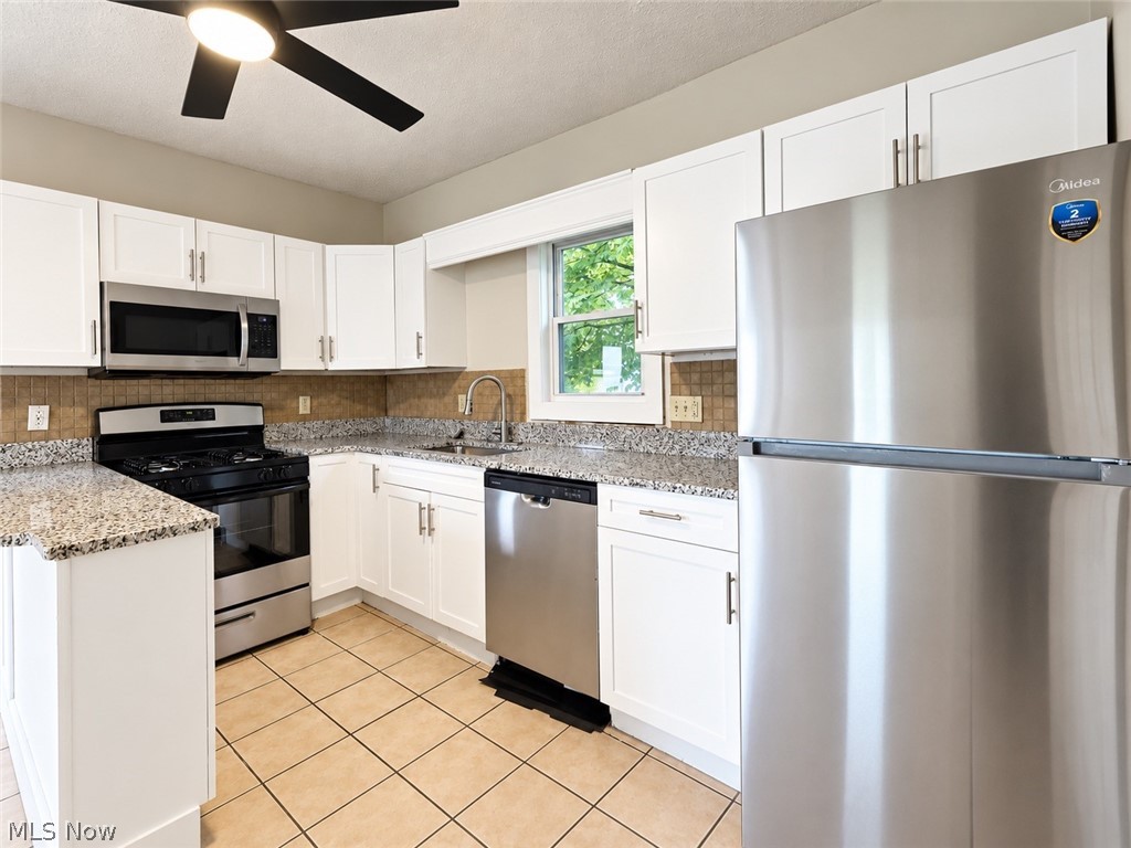 402 Hall Avenue Barberton OH 44203