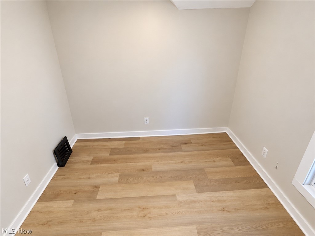 402 Hall Avenue Barberton OH 44203