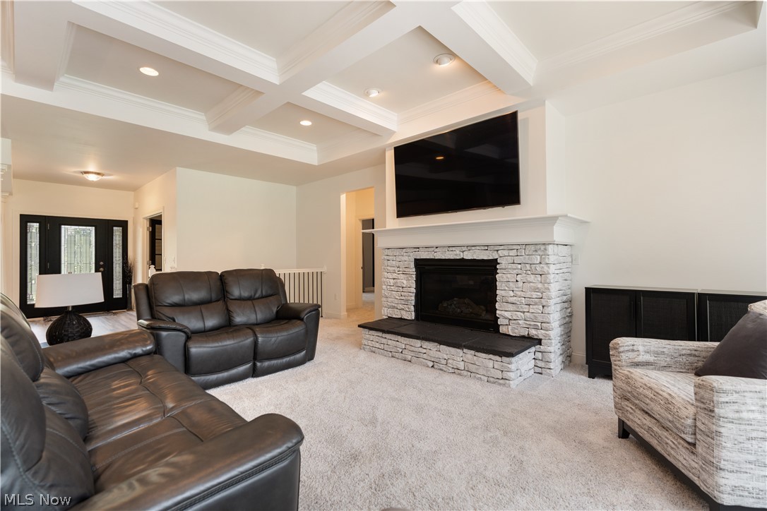 928 Dunning Road New Franklin OH 44614