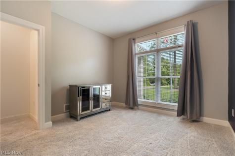 928 Dunning Road New Franklin OH 44614