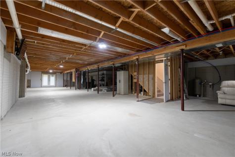 928 Dunning Road New Franklin OH 44614