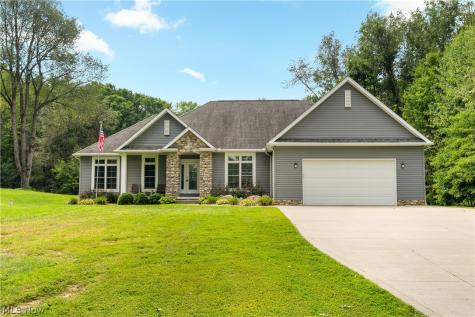 928 Dunning Road New Franklin OH 44614