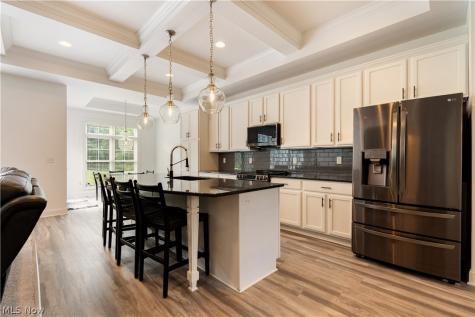 928 Dunning Road New Franklin OH 44614