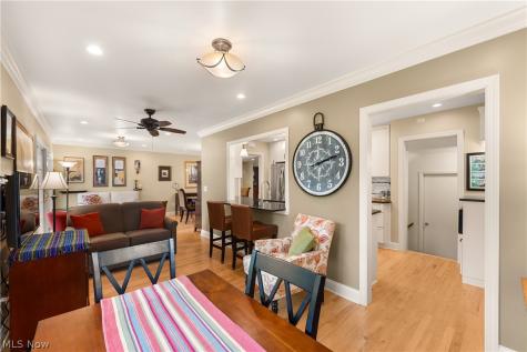 26900 Wolf Road Bay Village OH 44140