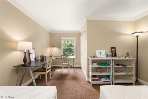 26900 Wolf Road Bay Village OH 44140