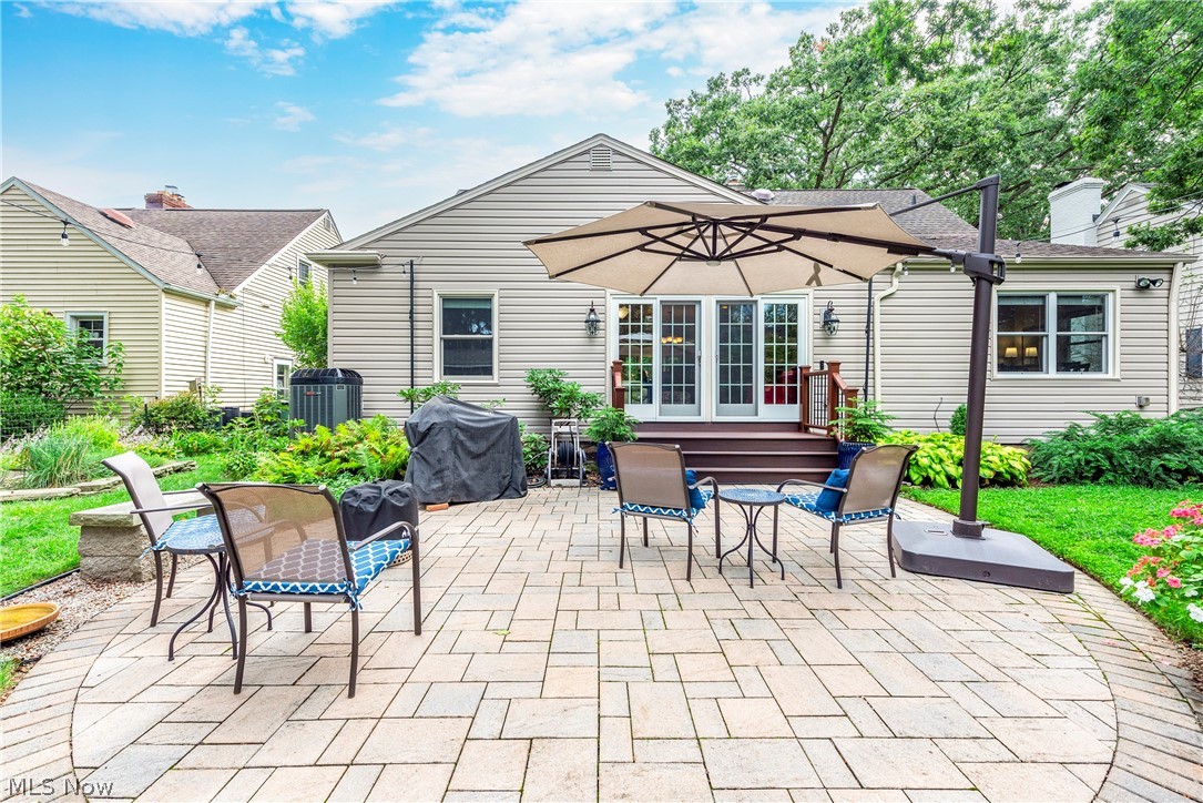 26900 Wolf Road Bay Village OH 44140