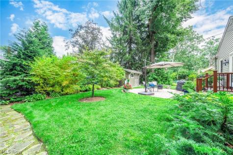 26900 Wolf Road Bay Village OH 44140