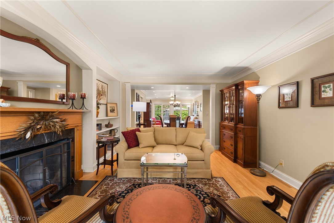26900 Wolf Road Bay Village OH 44140