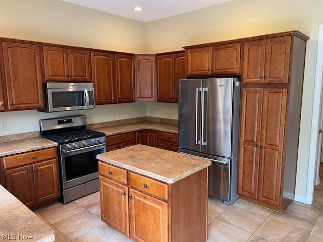 5342 Clingan Trails Boulevard Struthers OH 44471