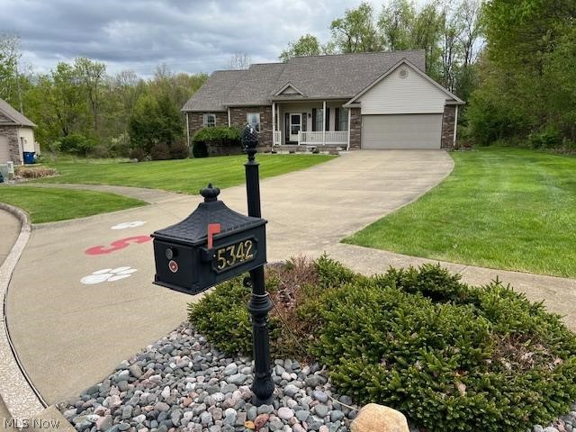 5342 Clingan Trails Boulevard Struthers OH 44471