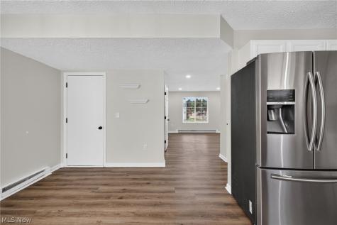 1115 Oxford Circle Akron OH 44312