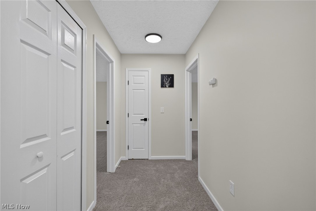 1115 Oxford Circle Akron OH 44312