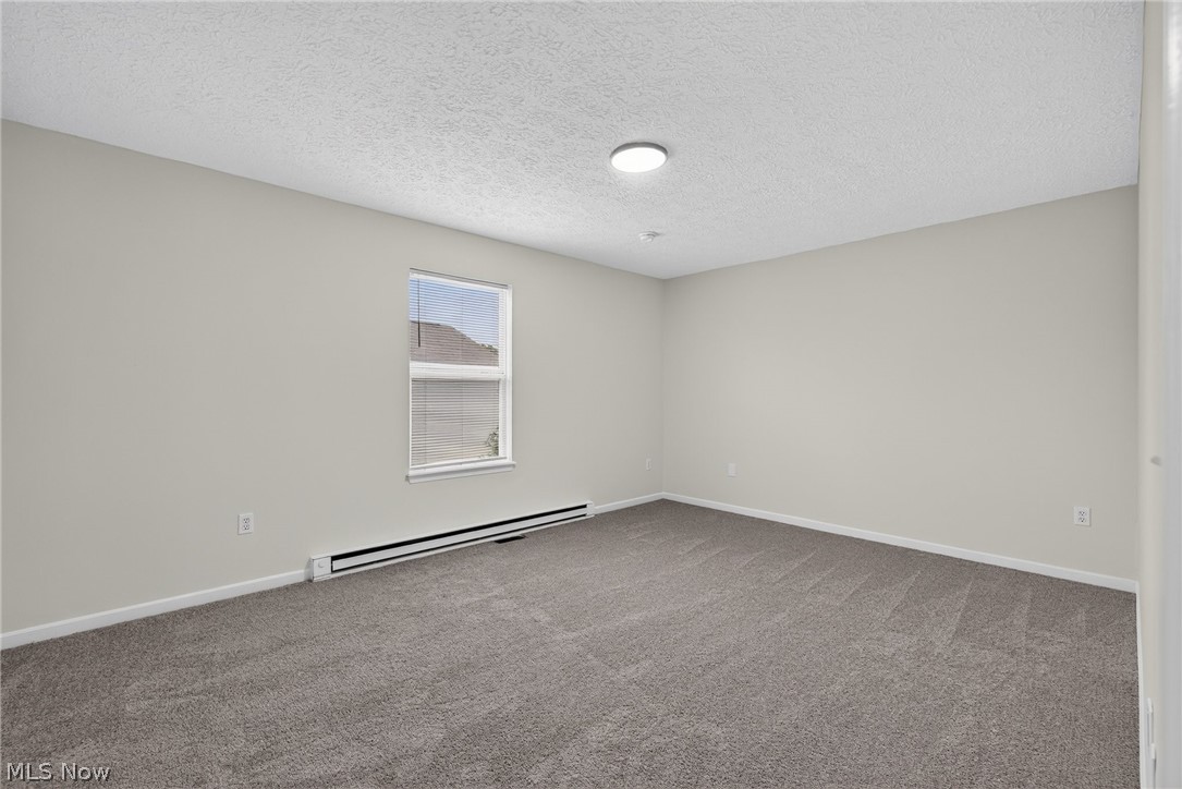 1115 Oxford Circle Akron OH 44312