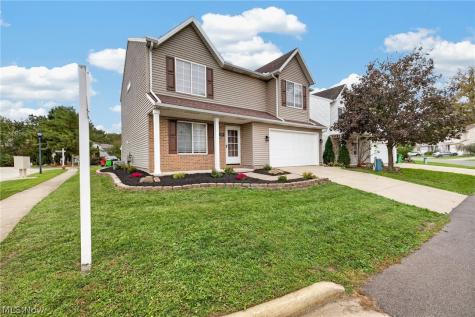 1115 Oxford Circle Akron OH 44312
