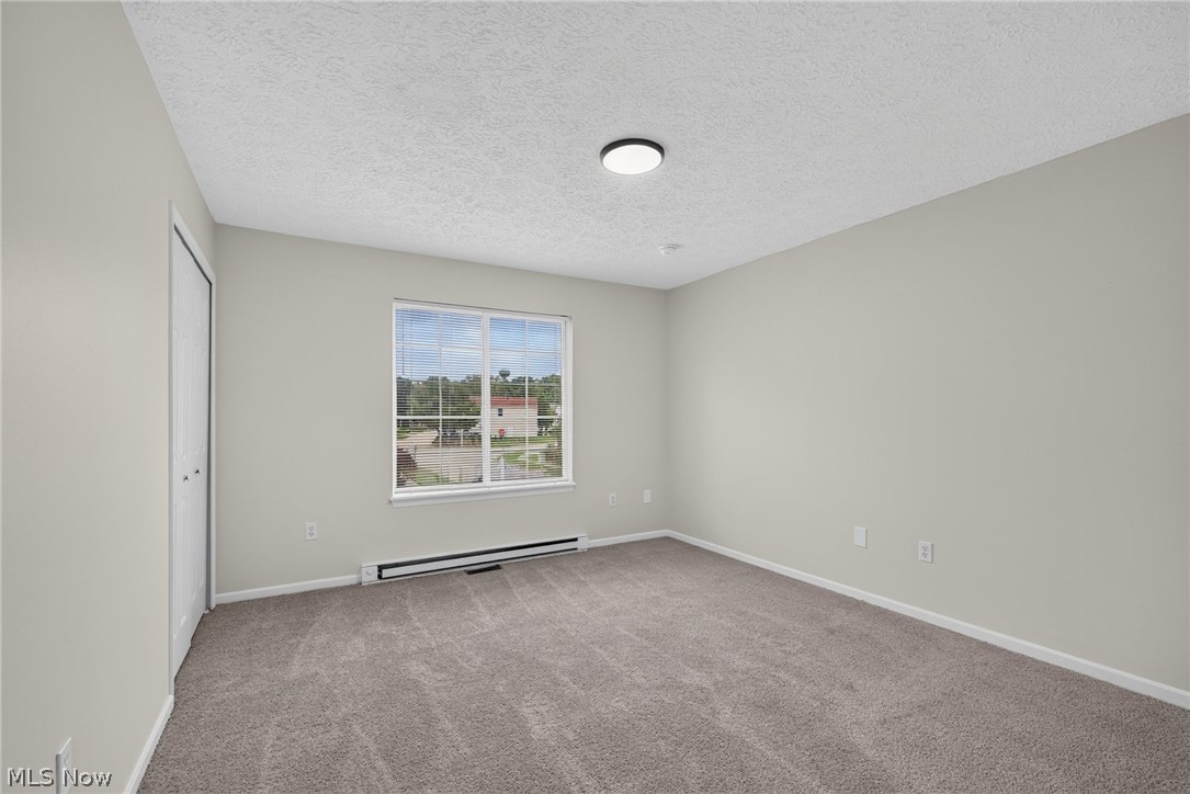 1115 Oxford Circle Akron OH 44312