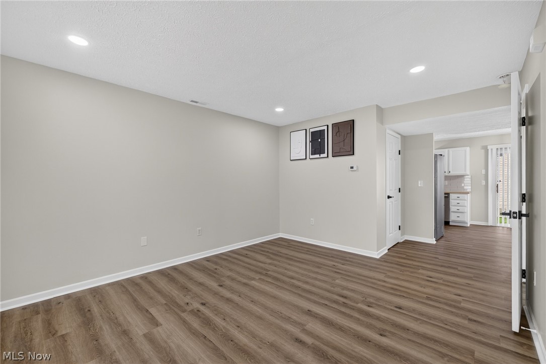 1115 Oxford Circle Akron OH 44312
