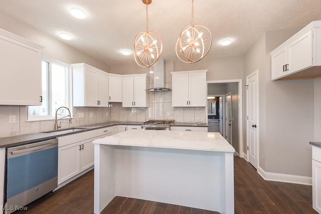 548 William Street Lagrange OH 44050