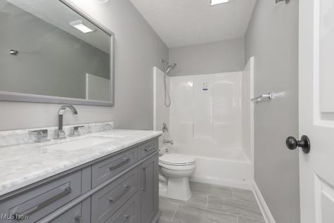 548 William Street Lagrange OH 44050