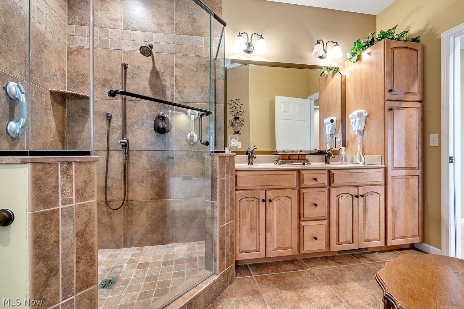 142 Stonehaven Drive Columbiana OH 44408
