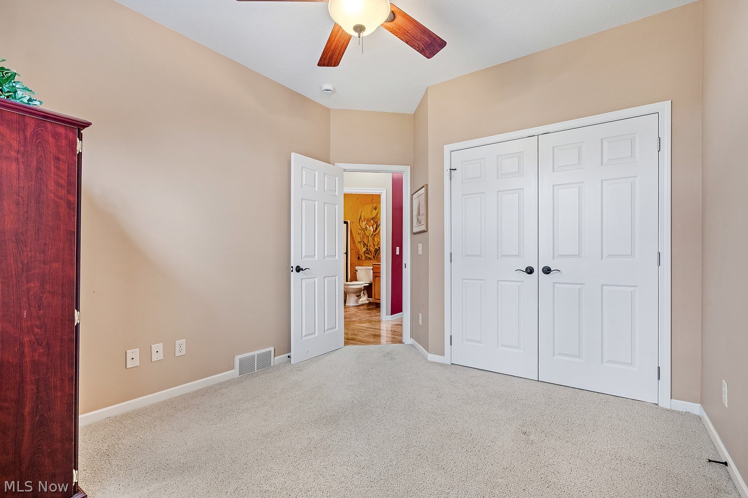 142 Stonehaven Drive Columbiana OH 44408