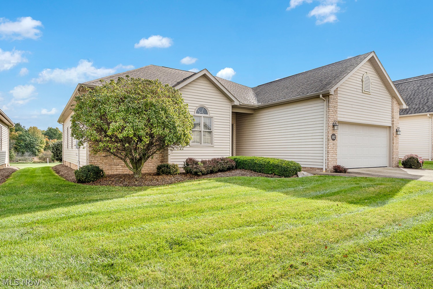 142 Stonehaven Drive Columbiana OH 44408