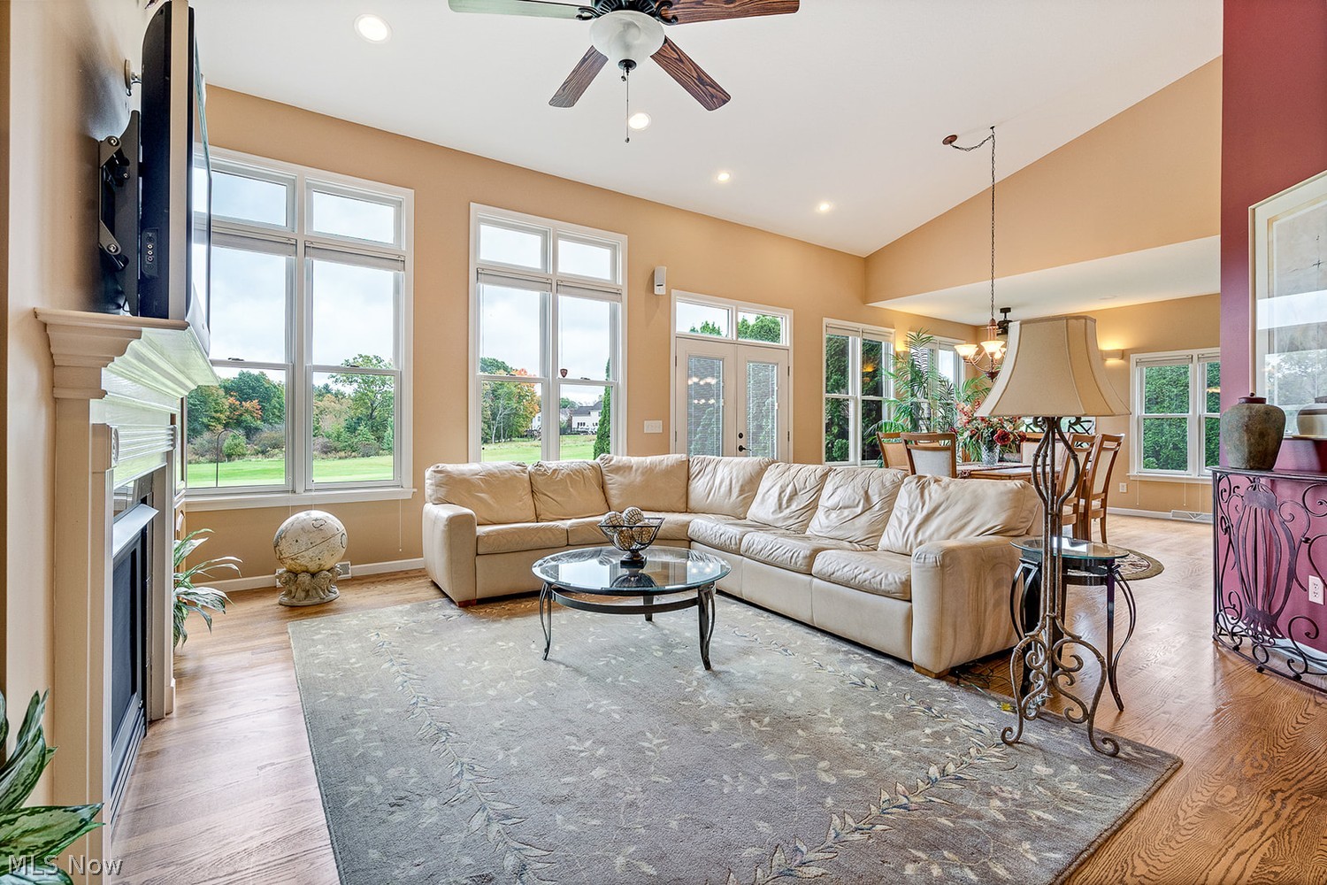 142 Stonehaven Drive Columbiana OH 44408
