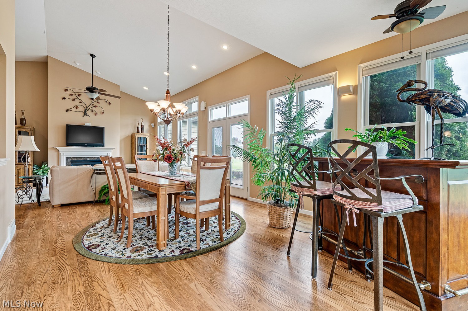 142 Stonehaven Drive Columbiana OH 44408