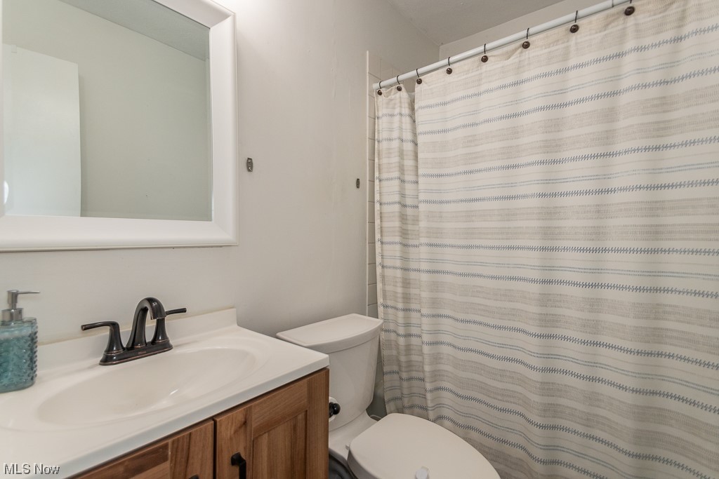 89 N Oakmont Road Northfield OH 44067