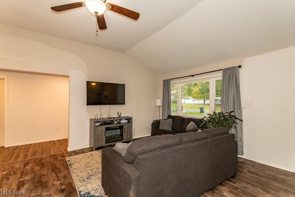 89 N Oakmont Road Northfield OH 44067