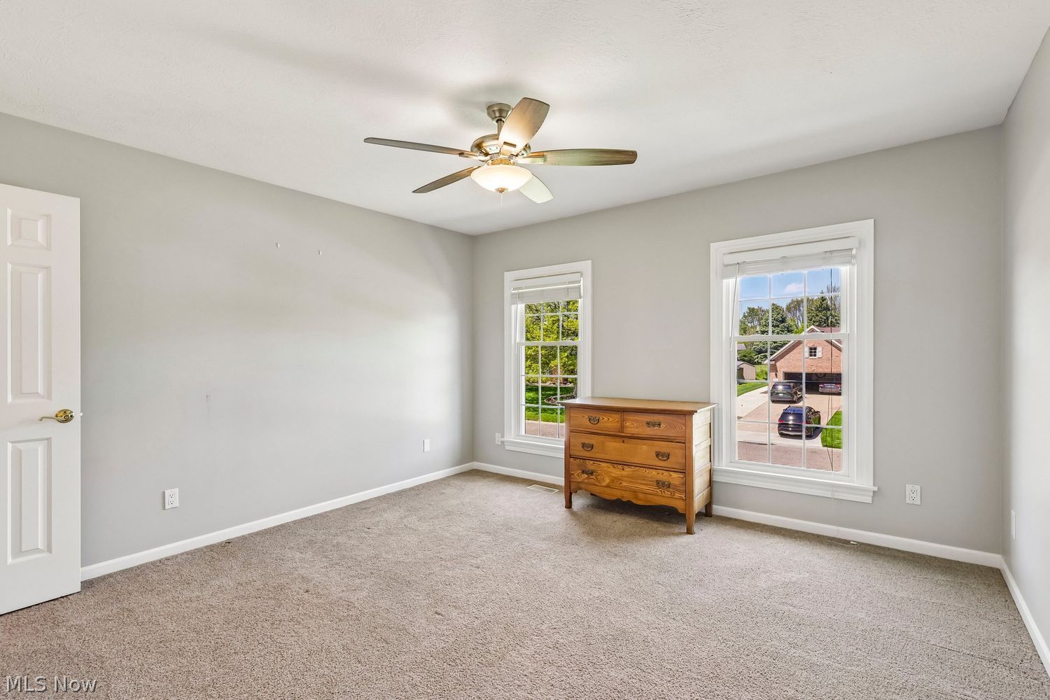 2752 Aylesbury Street NW North Canton OH 44720