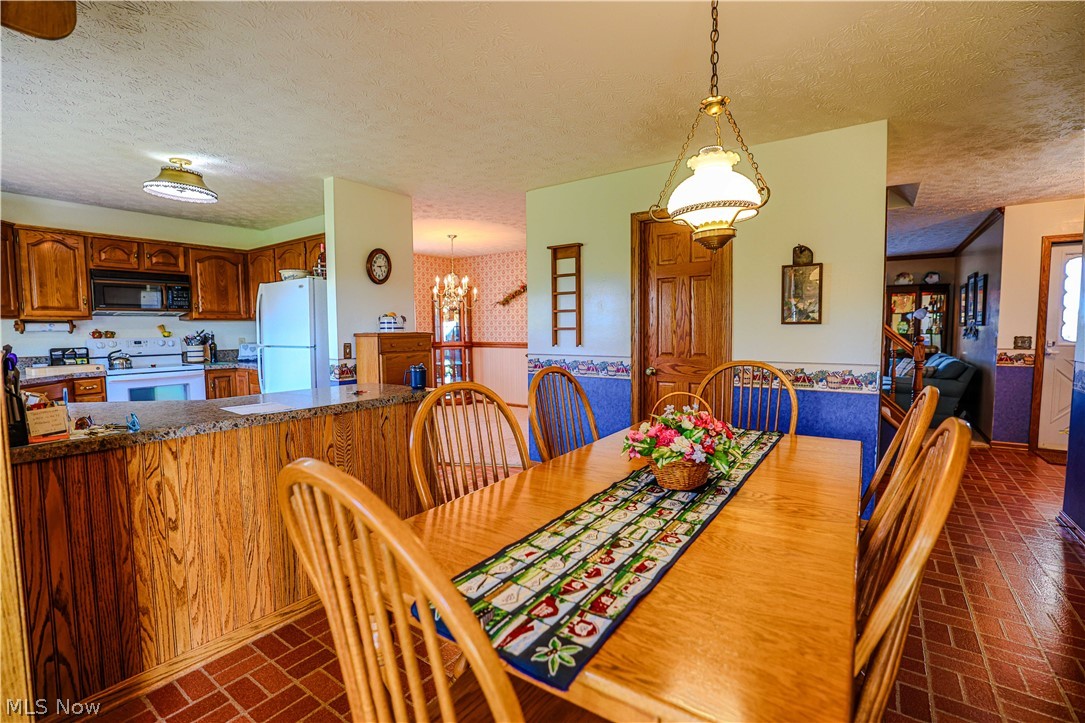 3475 Swallen Avenue Louisville OH 44641