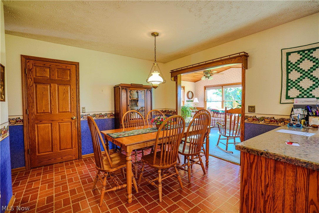 3475 Swallen Avenue Louisville OH 44641