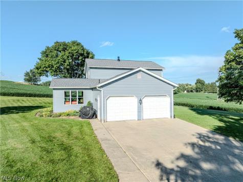 3475 Swallen Avenue Louisville OH 44641