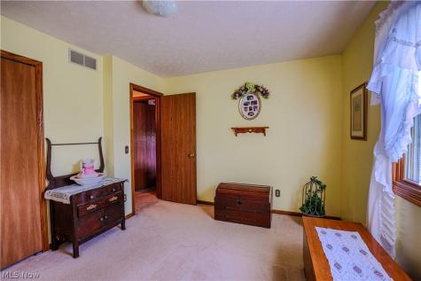 3475 Swallen Avenue Louisville OH 44641