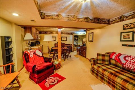 3475 Swallen Avenue Louisville OH 44641