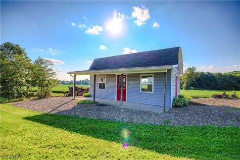 3475 Swallen Avenue Louisville OH 44641