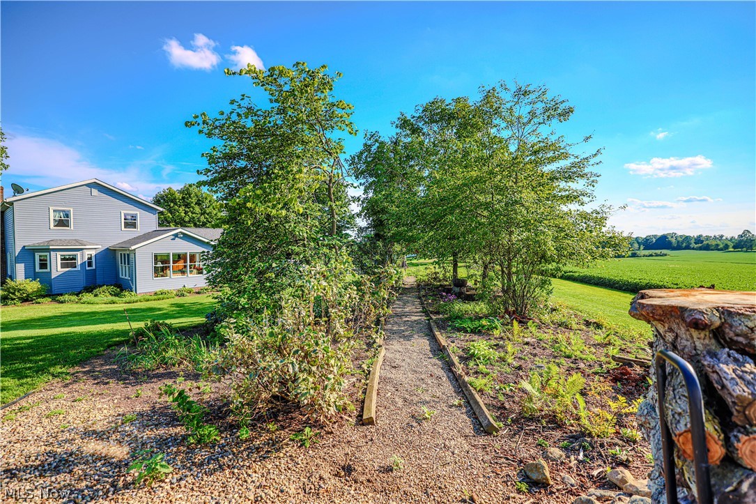 3475 Swallen Avenue Louisville OH 44641