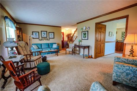 3475 Swallen Avenue Louisville OH 44641