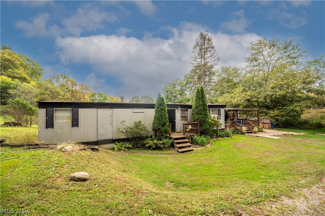 5540 State Route 170 East Palestine OH 44413