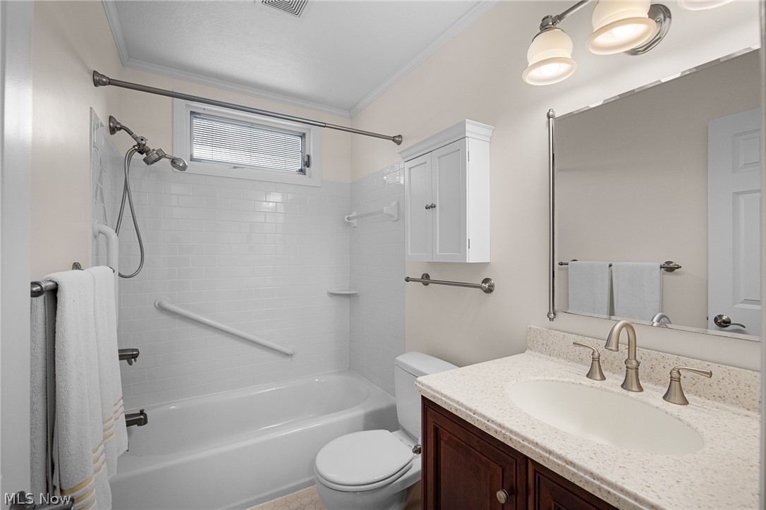10614 Jones Road Litchfield OH 44253