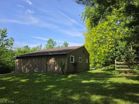 10614 Jones Road Litchfield OH 44253