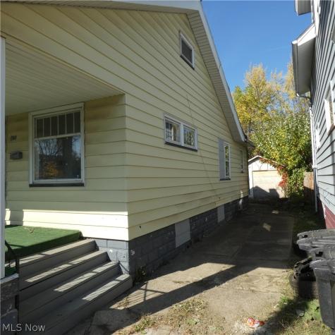 7815 Maryland Avenue Cleveland OH 44105