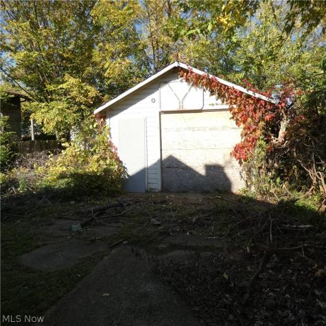 7815 Maryland Avenue Cleveland OH 44105